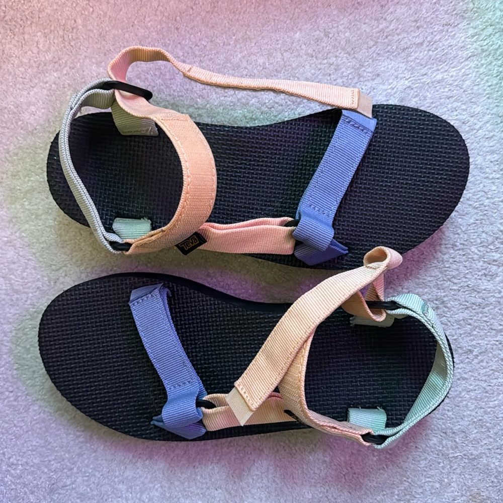 Platform Teva Sandals